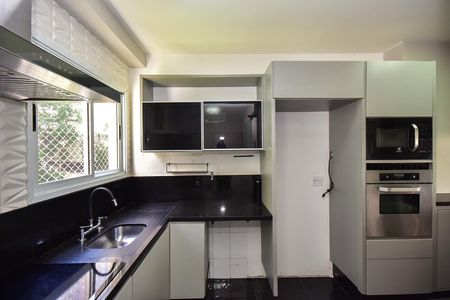 Apartamento à venda com 124m², 4 quartos e 2 vagasCozinha