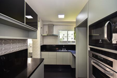 Apartamento à venda com 124m², 4 quartos e 2 vagasCozinha