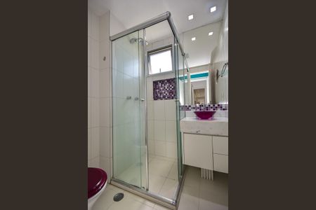 Apartamento à venda com 124m², 4 quartos e 2 vagasBanheiro Suíte 2