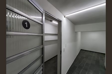 Studio de kitnet/studio para alugar com 1 quarto, 27m² em Parque Imperial, São Paulo