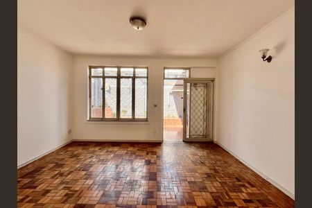 Sala de casa para alugar com 4 quartos, 211m² em Jardim Chapadão, Campinas