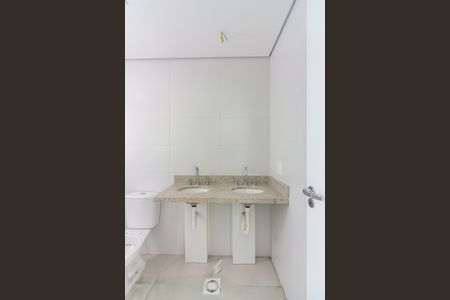 Apartamento à venda com 123m², 3 quartos e 2 vagas Apartamento à venda com 123m², 3 quartos e 2 vagasBanheiro da Suíte