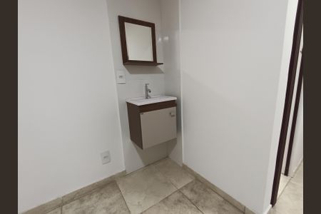 Studio para alugar com 43m², 1 quarto e sem vaga Studio para alugar com 43m², 1 quarto e sem vagaBanheiro Social