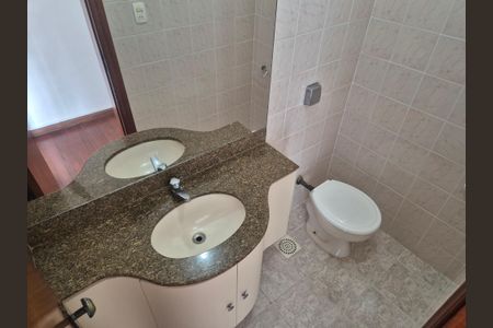 Apartamento para alugar com 350m², 4 quartos e 2 vagasLavabo 
