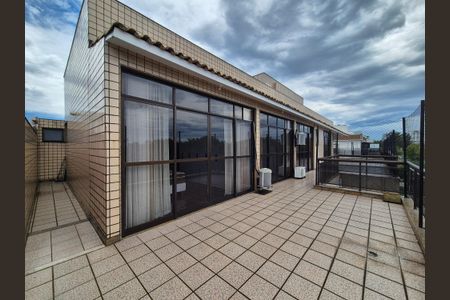 Apartamento para alugar com 350m², 4 quartos e 2 vagasÁrea externa 