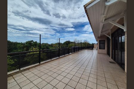 Apartamento para alugar com 350m², 4 quartos e 2 vagasÁrea externa 