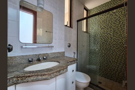 Apartamento para alugar com 350m², 4 quartos e 2 vagasBanheiro 