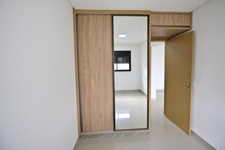 Apartamento para alugar com 64m², 2 quartos e 1 vagaQuarto 