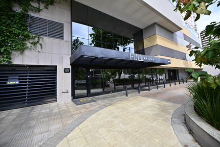 Apartamento para alugar com 64m², 2 quartos e 1 vagaFachada