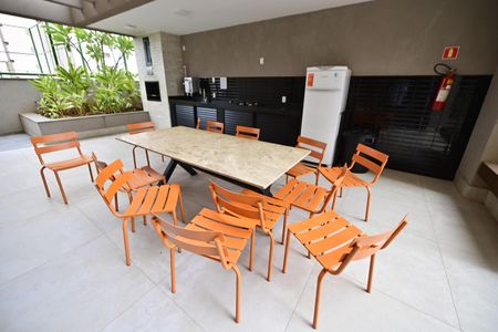 Apartamento para alugar com 64m², 2 quartos e 1 vagaÁrea comum