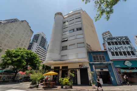 Apartamento à venda com 84m², 1 quarto e sem vaga Apartamento à venda com 84m², 1 quarto e sem vagaFachada
