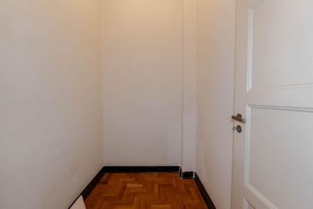 Apartamento à venda com 84m², 1 quarto e sem vaga Apartamento à venda com 84m², 1 quarto e sem vagaQuarto de Serviço