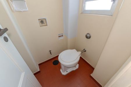 Apartamento à venda com 84m², 1 quarto e sem vaga Apartamento à venda com 84m², 1 quarto e sem vagaBanheiro de serviço