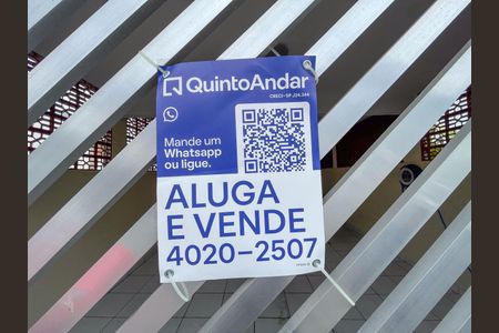 Casa à venda com 180m², 2 quartos e 4 vagas Casa à venda com 180m², 2 quartos e 4 vagasPlaca
