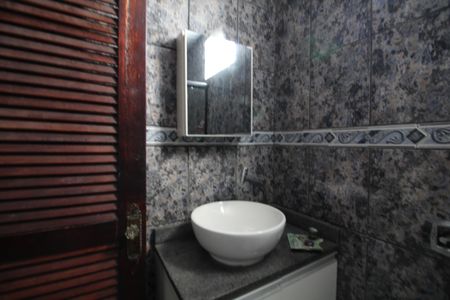 Casa à venda com 400m², 5 quartos e 2 vagasBanheiro Social 1