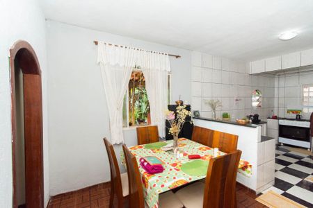 Casa à venda com 150m², 5 quartos e 2 vagasCasa1 - Sala de Jantar