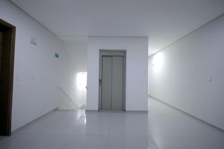 Apartamento à venda com 62m², 2 quartos e 1 vagaElevador