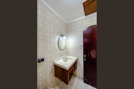 Casa à venda com 194m², 4 quartos e 2 vagas Casa à venda com 194m², 4 quartos e 2 vagasBanheiro da Suíte 3