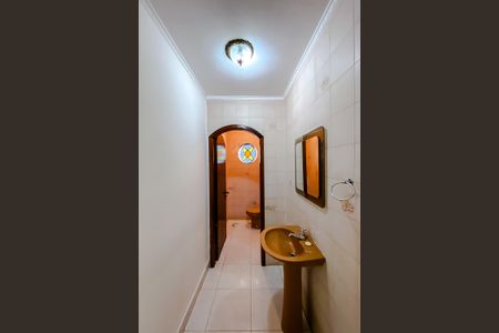 Casa à venda com 194m², 4 quartos e 2 vagas Casa à venda com 194m², 4 quartos e 2 vagasLavabo