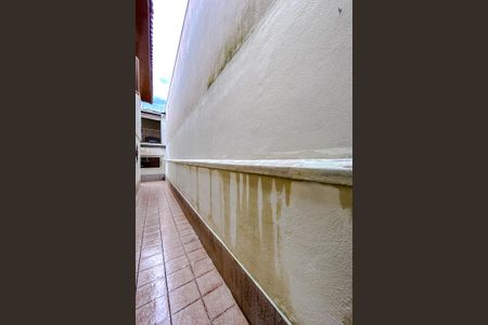 Casa à venda com 194m², 4 quartos e 2 vagas Casa à venda com 194m², 4 quartos e 2 vagasÁrea externa