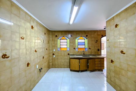 Casa à venda com 194m², 4 quartos e 2 vagas Casa à venda com 194m², 4 quartos e 2 vagasCozinha