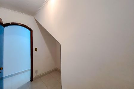 Casa à venda com 194m², 4 quartos e 2 vagas Casa à venda com 194m², 4 quartos e 2 vagasEscritório