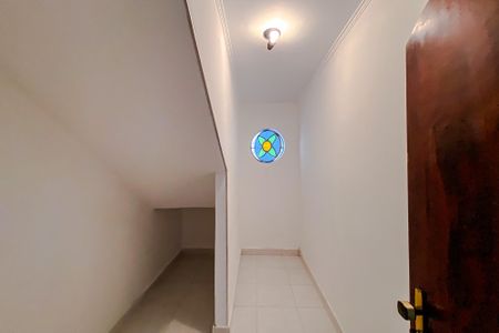 Casa à venda com 194m², 4 quartos e 2 vagas Casa à venda com 194m², 4 quartos e 2 vagasEscritório