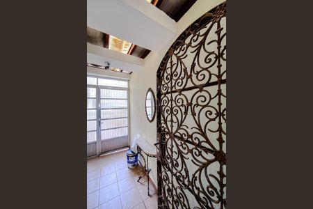 Casa à venda com 194m², 4 quartos e 2 vagas Casa à venda com 194m², 4 quartos e 2 vagasHall de entrada