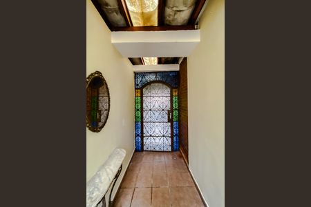 Casa à venda com 194m², 4 quartos e 2 vagas Casa à venda com 194m², 4 quartos e 2 vagasHall de entrada