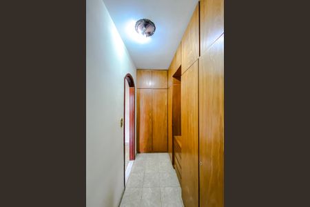 Casa à venda com 194m², 4 quartos e 2 vagas Casa à venda com 194m², 4 quartos e 2 vagasQuarto 1 - Suíte