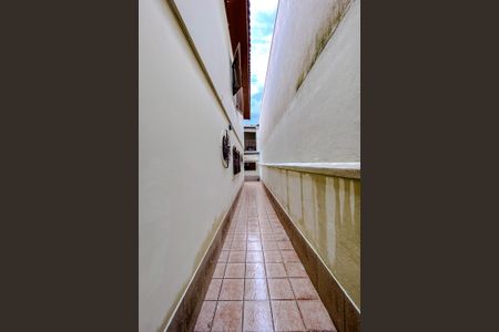 Casa à venda com 194m², 4 quartos e 2 vagas Casa à venda com 194m², 4 quartos e 2 vagasÁrea externa