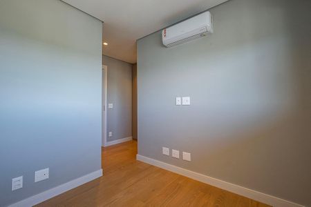 Apartamento para alugar com 168m², 3 quartos e 2 vagas Apartamento para alugar com 168m², 3 quartos e 2 vagasSuíte 2