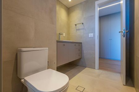 Apartamento para alugar com 168m², 3 quartos e 2 vagas Apartamento para alugar com 168m², 3 quartos e 2 vagasSuíte 1 - Banheiro