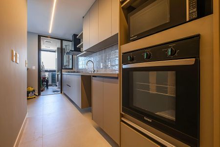 Sala/Cozinha de apartamento para alugar com 3 quartos, 168m² em Pinheiros, São Paulo