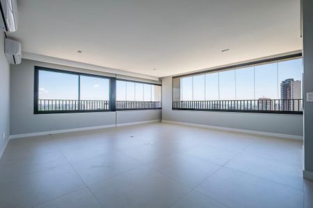 Apartamento para alugar com 168m², 3 quartos e 2 vagas Apartamento para alugar com 168m², 3 quartos e 2 vagasSala/Cozinha
