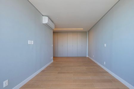 Apartamento para alugar com 168m², 3 quartos e 2 vagas Apartamento para alugar com 168m², 3 quartos e 2 vagasSuíte 1