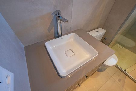 Apartamento para alugar com 168m², 3 quartos e 2 vagas Apartamento para alugar com 168m², 3 quartos e 2 vagasSuíte 2 - Banheiro