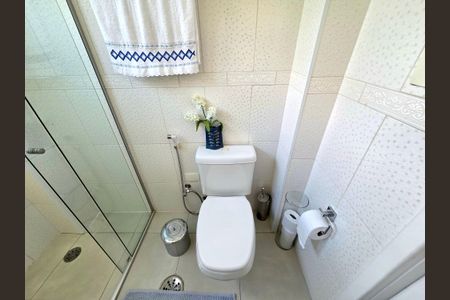 Apartamento à venda com 80m², 2 quartos e 1 vagaBanheiro Social