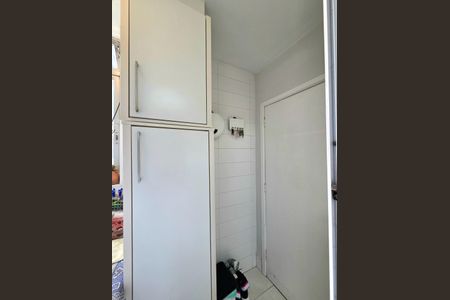 Apartamento à venda com 80m², 2 quartos e 1 vagaÁrea de Serviço