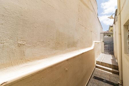 Casa para alugar com 90m², 2 quartos e 1 vagaÁrea externa