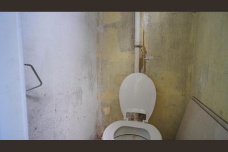 Apartamento à venda com 79m², 3 quartos e sem vagaBanheiro serviço 