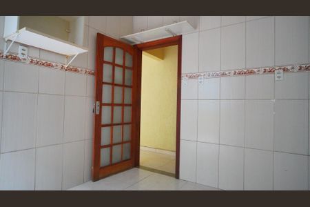 Apartamento à venda com 79m², 3 quartos e sem vagaCozinha 