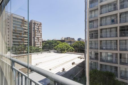 Varanda de kitnet/studio à venda com 1 quarto, 25m² em Indianópolis, São Paulo