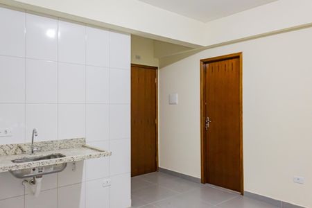 Sala/Cozinha de apartamento para alugar com 2 quartos, 22m² em Barra Funda, São Paulo