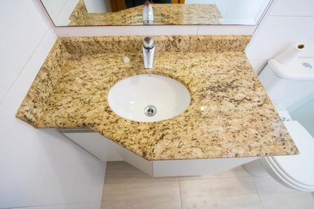 Apartamento para alugar com 67m², 2 quartos e 2 vagasBanheiro social