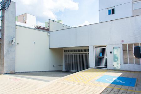 Apartamento para alugar com 67m², 2 quartos e 2 vagasFachada