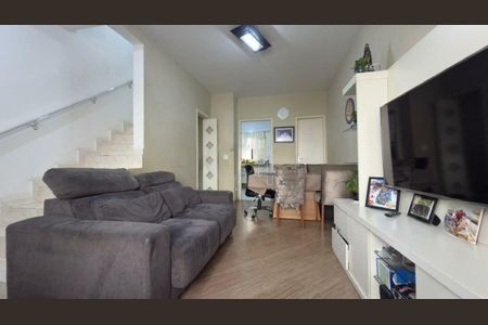 Casa à venda com 90m², 2 quartos e 2 vagas