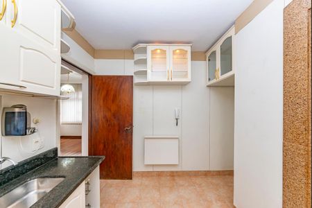 Apartamento para alugar com 139m², 3 quartos e 2 vagas Apartamento para alugar com 139m², 3 quartos e 2 vagasCozinha