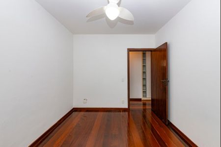 Apartamento para alugar com 139m², 3 quartos e 2 vagas Apartamento para alugar com 139m², 3 quartos e 2 vagasQuarto 3
