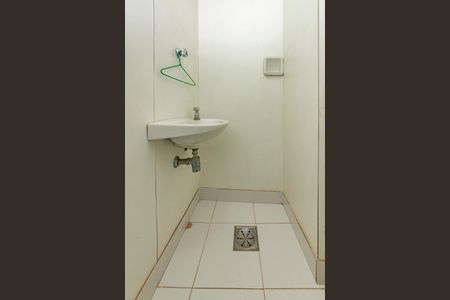 Apartamento para alugar com 139m², 3 quartos e 2 vagas Apartamento para alugar com 139m², 3 quartos e 2 vagasBanheiro de serviço